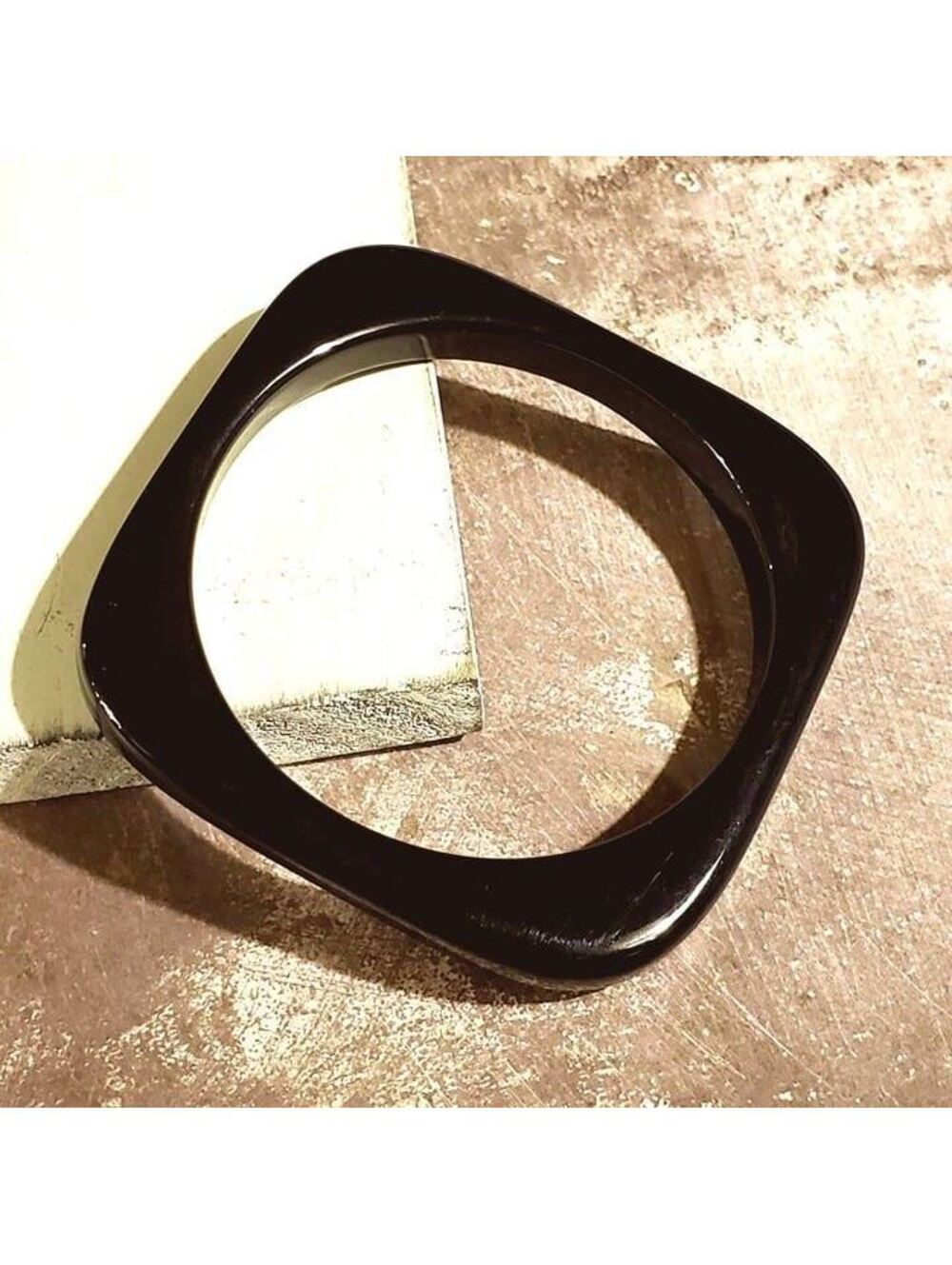 Rounded Square Black New Vintage Y2K 90s Retro Structural Bangle Bracelet